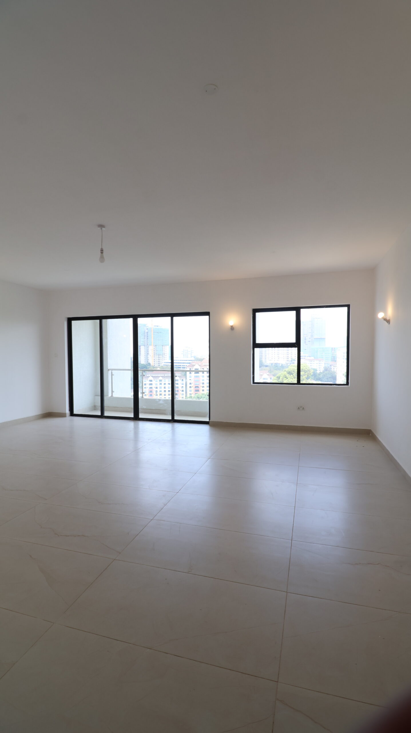 4 Bedroom Apartment (270 Sqm)