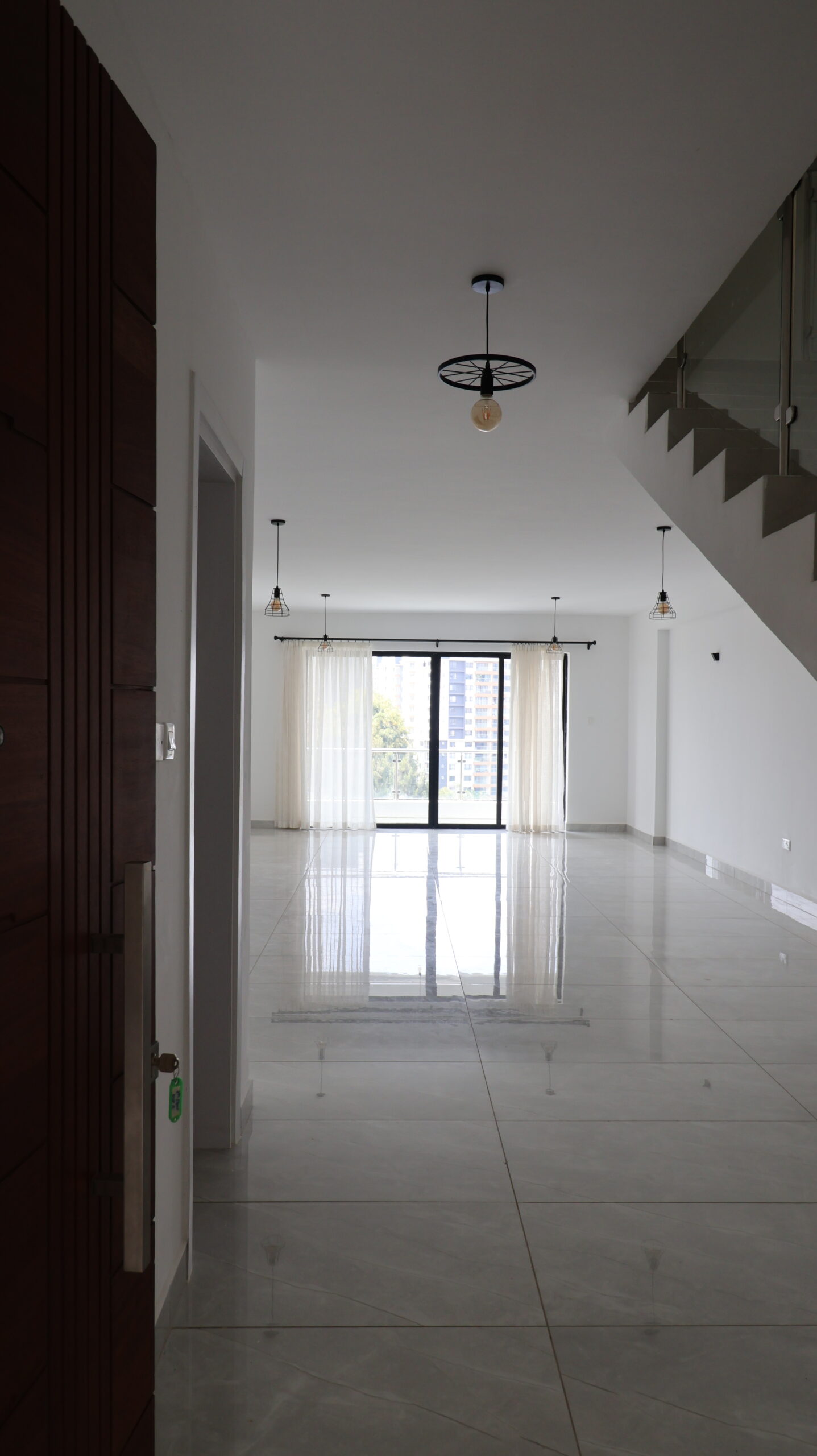 4 Bedroom Duplex Apartment (320 sqm)