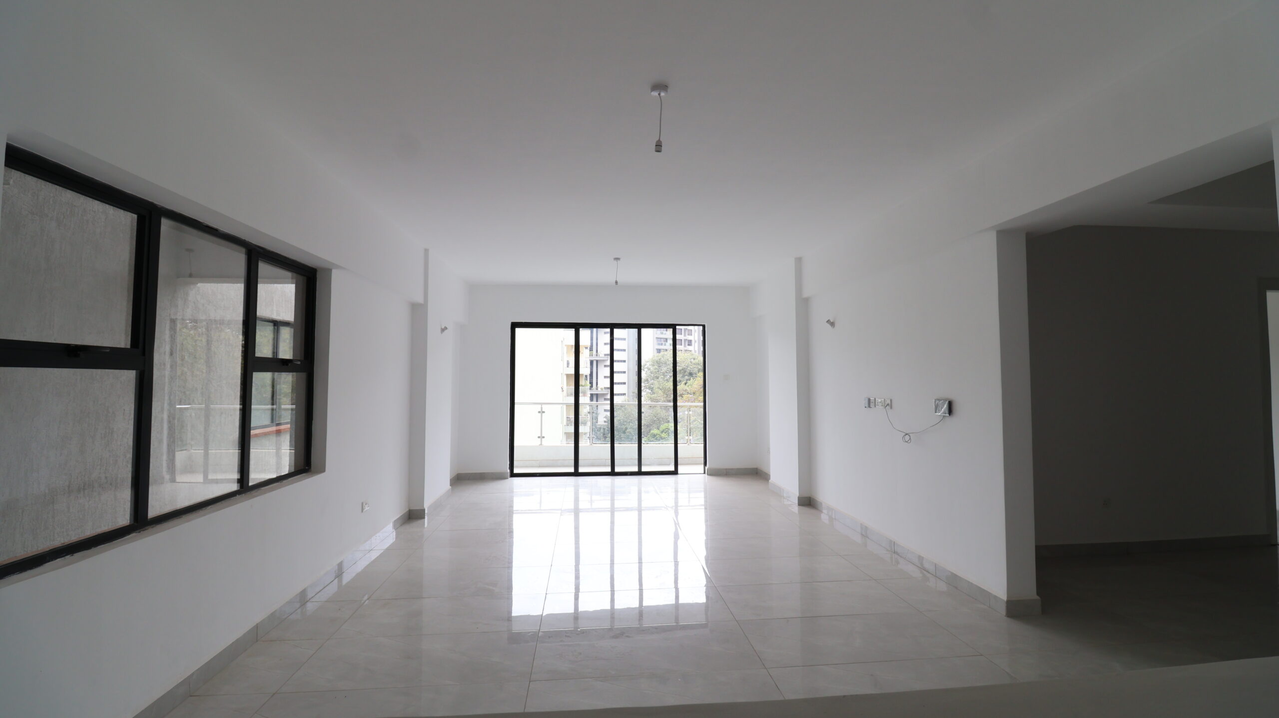 3 Bedroom Apartment (220 Sqm) 3 Bedroom Apartment (220 Sqm)